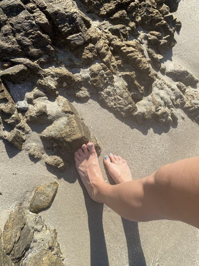 Feet sandals beach