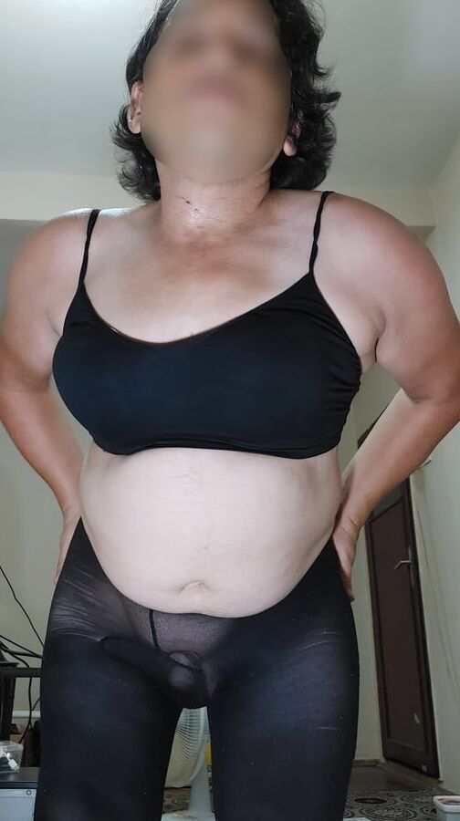 I in black bra pantyhose