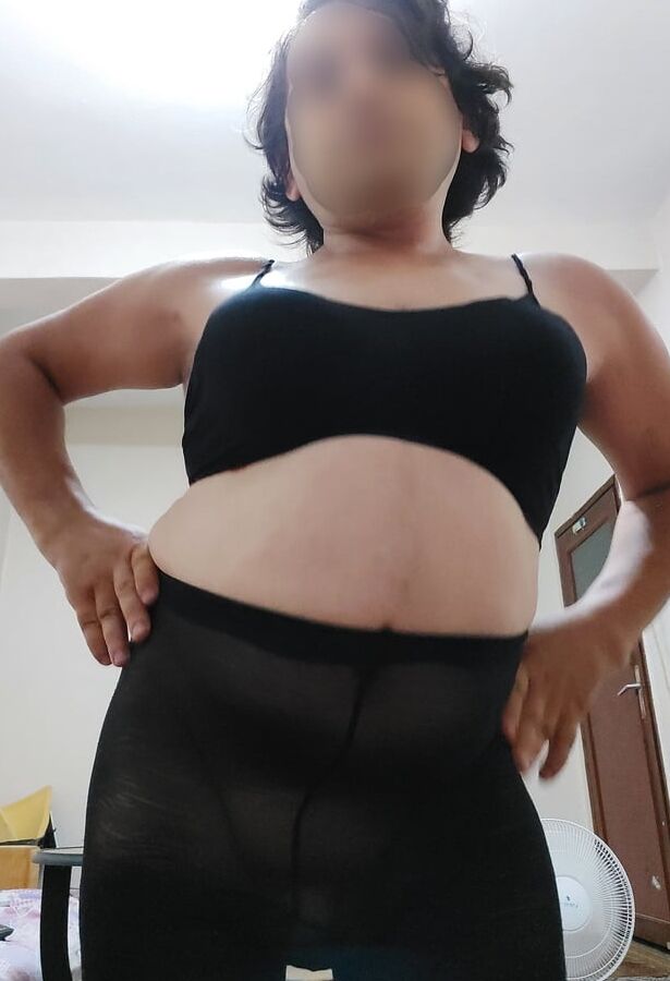 I in black bra pantyhose