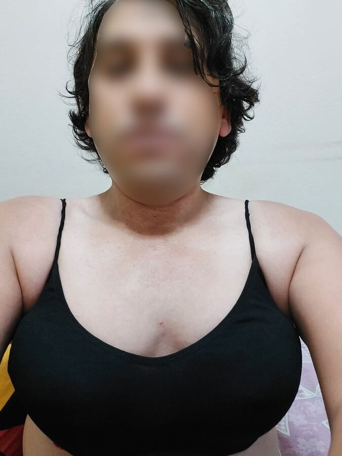 I in black bra pantyhose