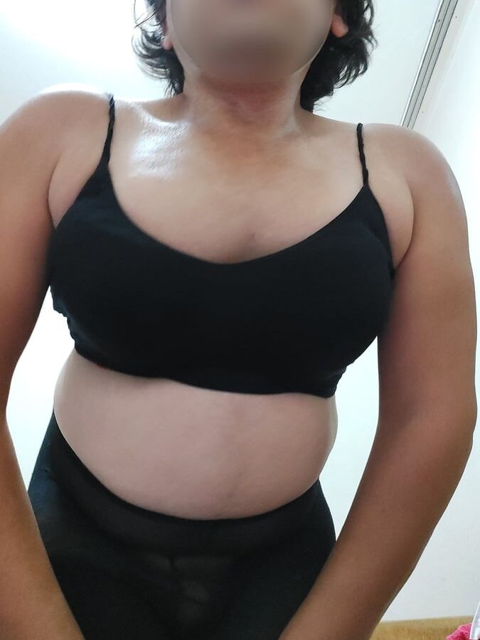 I in black bra pantyhose