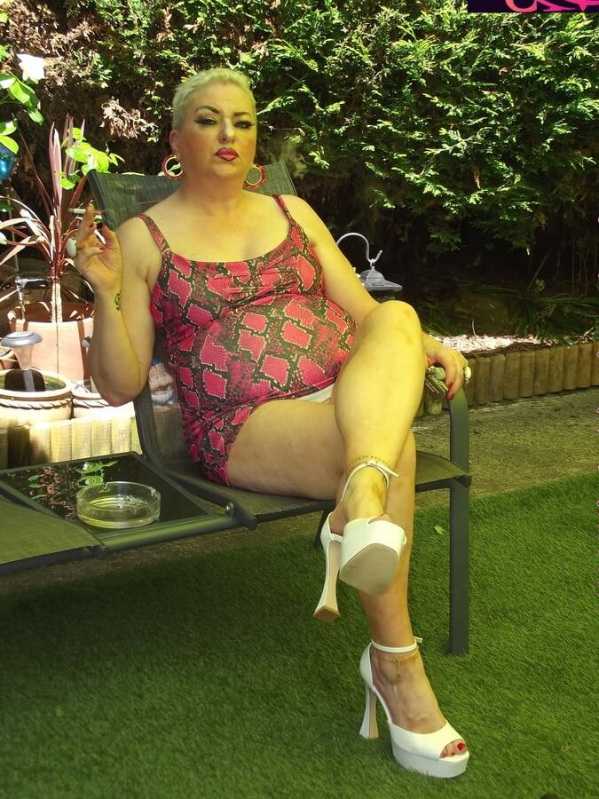 WHORE WIFE