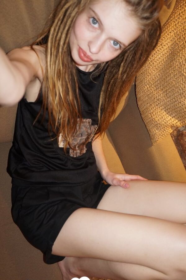 Cutie loves to strip her clothes off