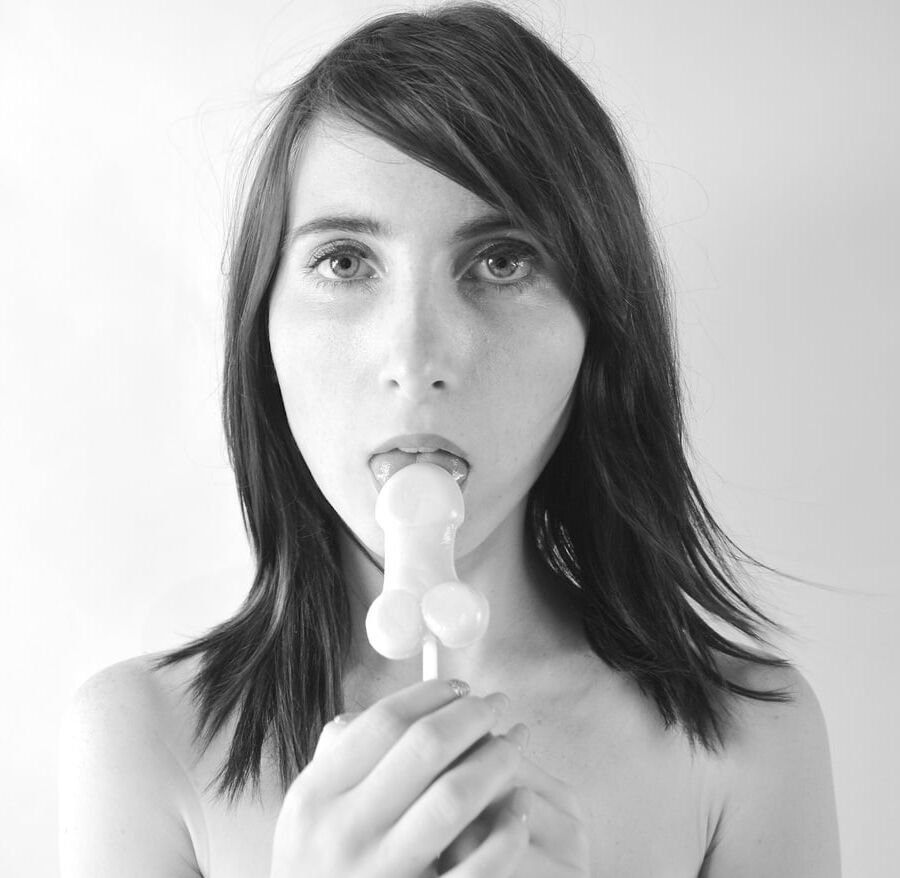 Pics Lou Nesbit.Lia Louise