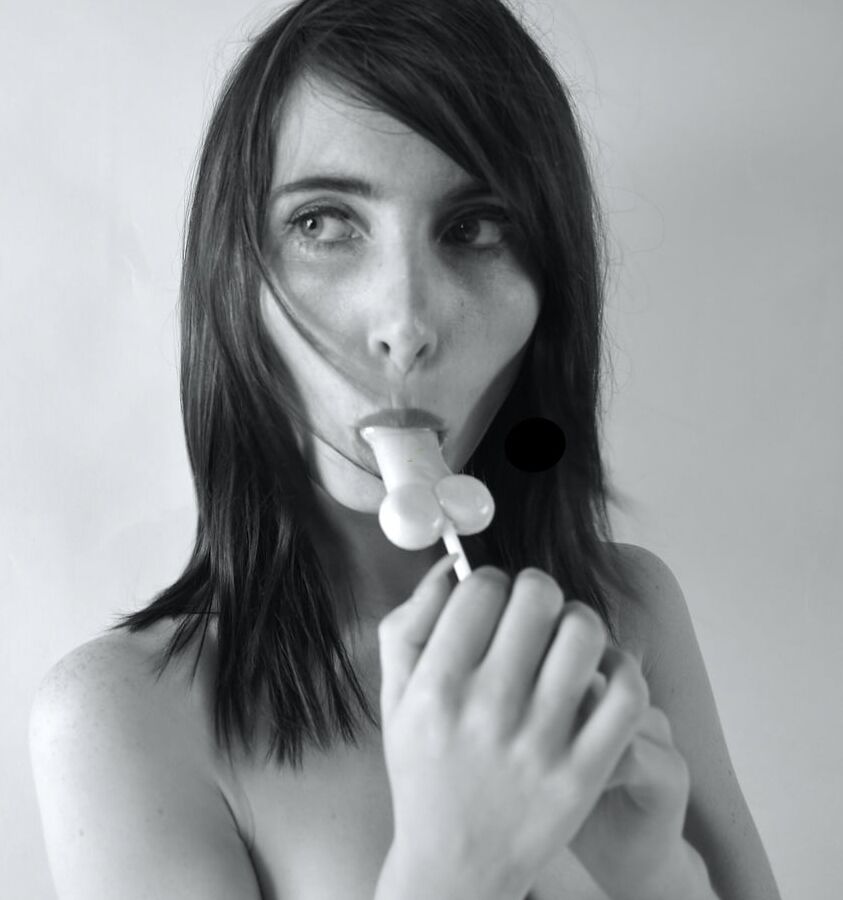 Pics Lou Nesbit.Lia Louise