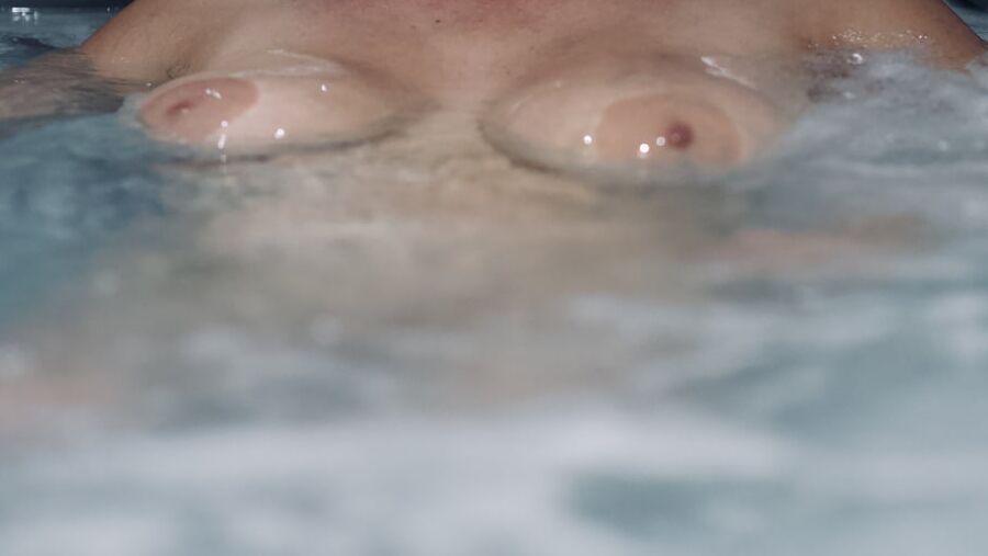 Slut wife in jacuzzi show her big boobs and ass french bitch