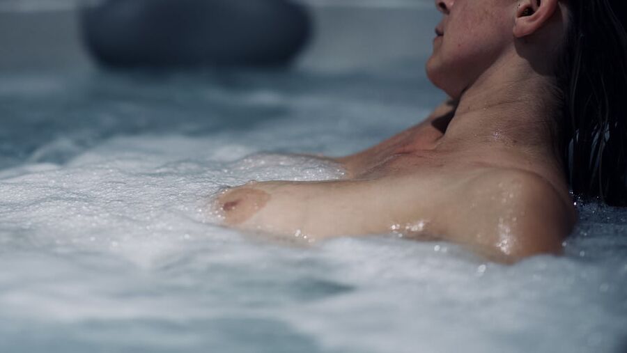 Slut wife in jacuzzi show her big boobs and ass french bitch