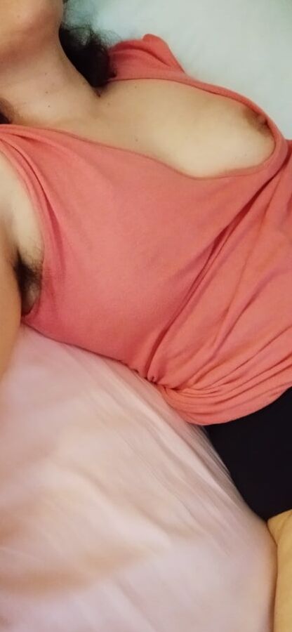 JoyTwoSex - Braless Pokies