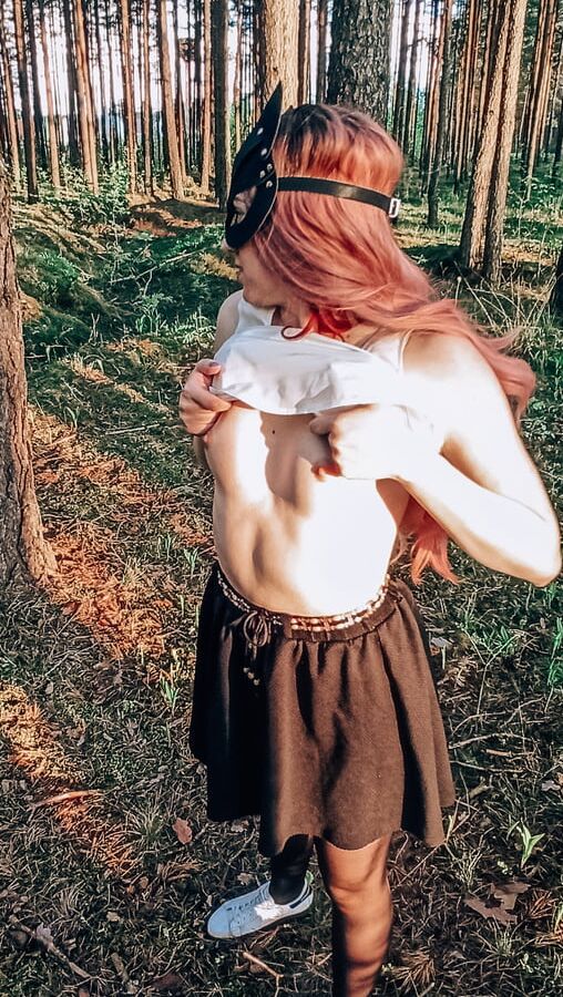 Pink-hair girl!
