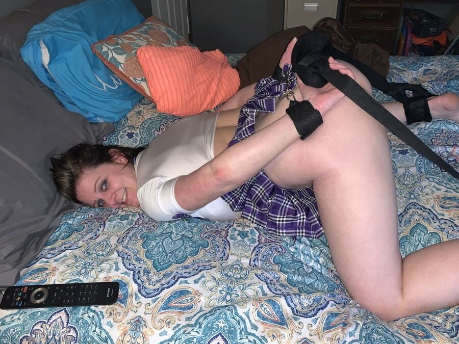 Cumslut Khandi Kisses79