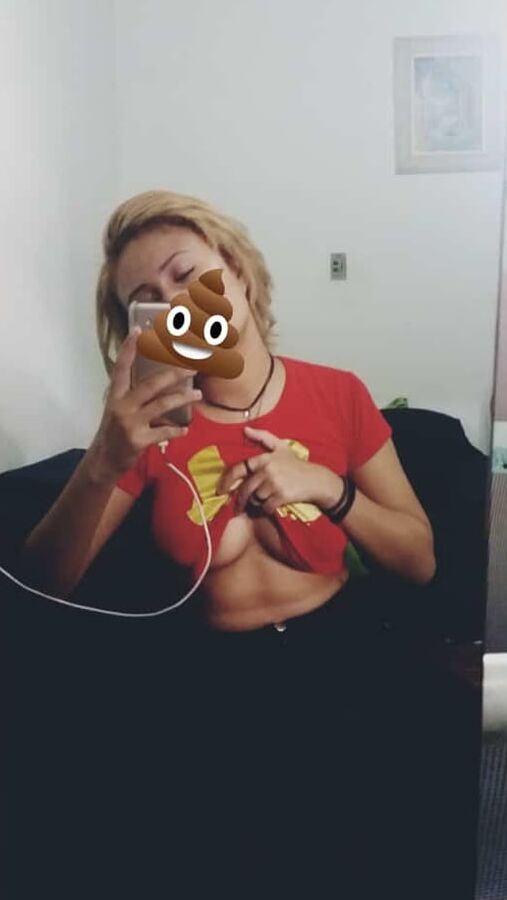 Alexia chadwick Novinha peitu De BH deixou seus nudes Na net