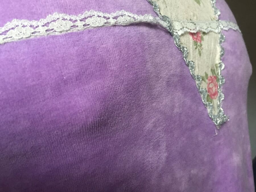 Wifes natural heavy big titts in shirt