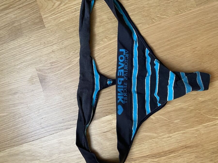 Thong string panties