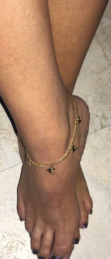 Some feet pics for all you foot guys out there