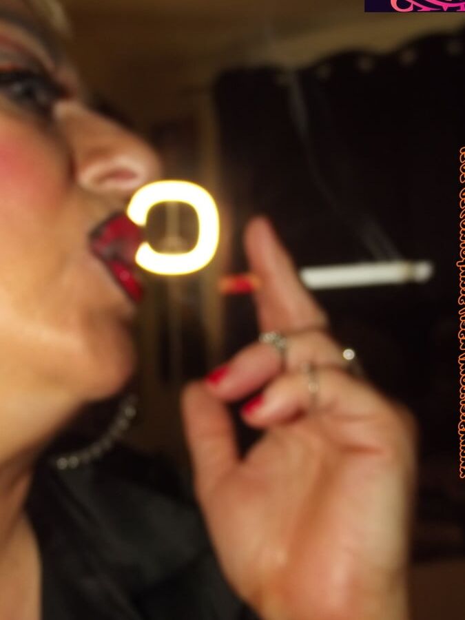 CARAMEL JOY WHORE