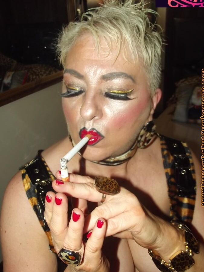 WHORE SLUT SLAG THATS ME