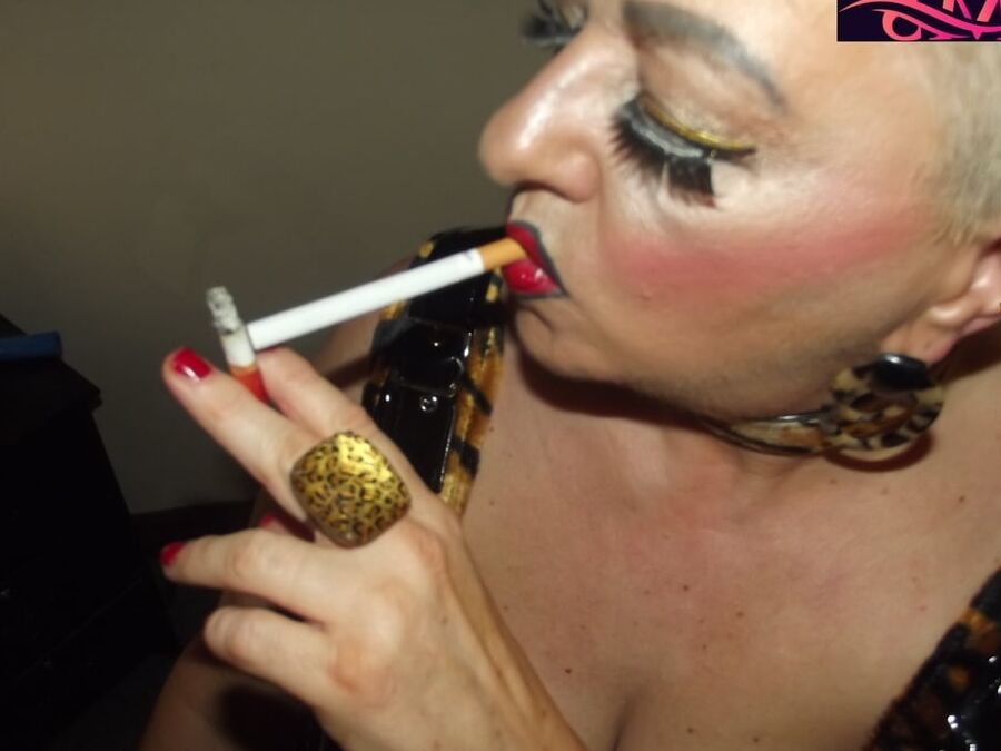 WHORE SLUT SLAG THATS ME
