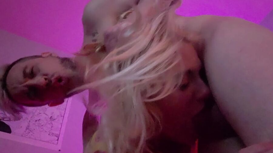 18yo sucking my dick
