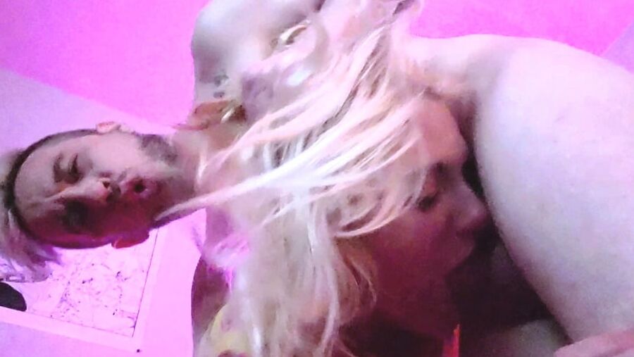 18yo sucking my dick