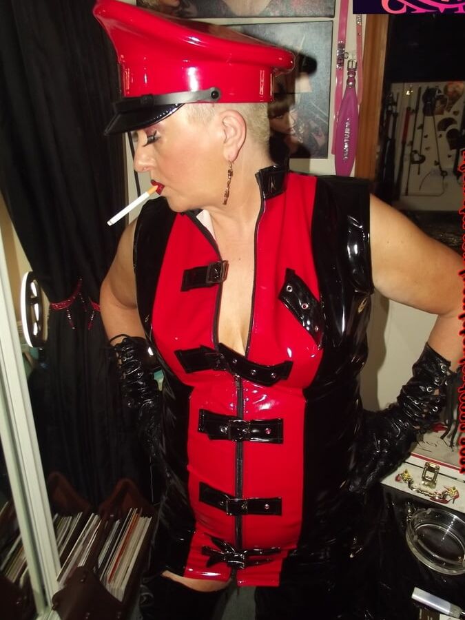 MISTRESS SMOKE PT 11