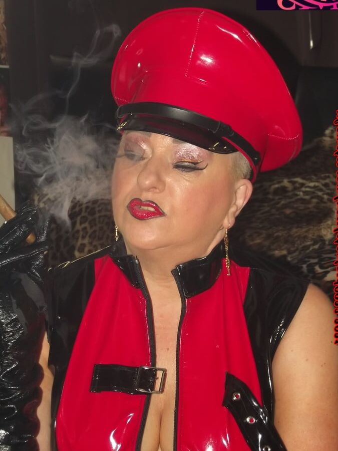 MISTRESS SMOKE PT 11