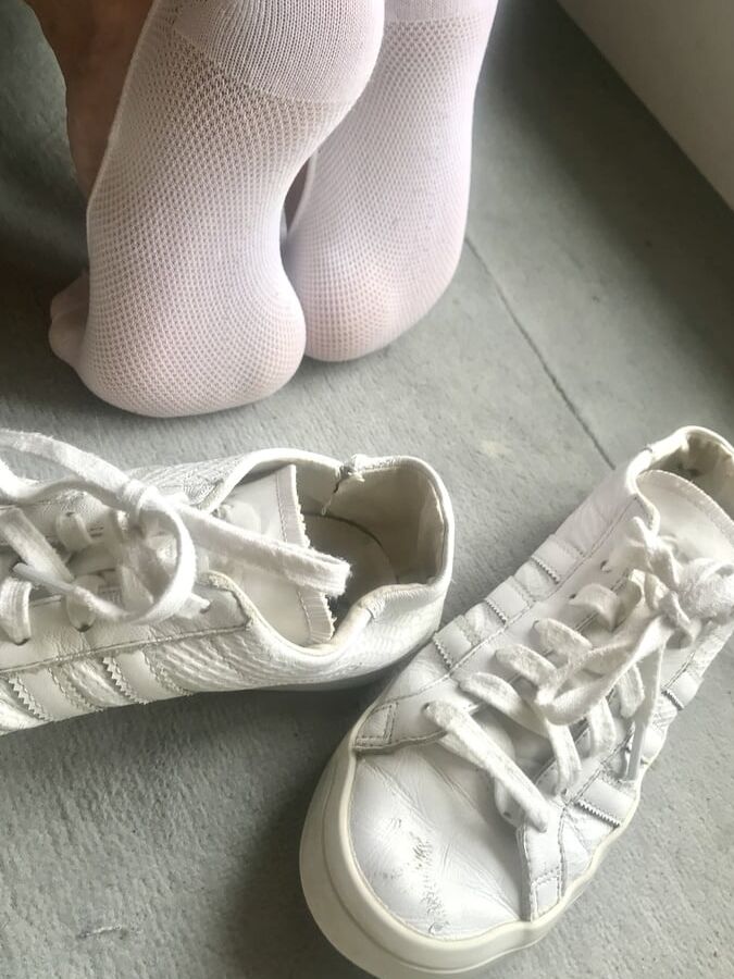 Sneakers & socks FOR SALE