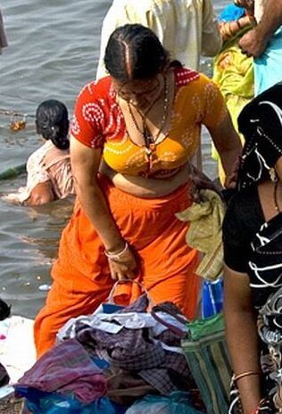 Aunties full nude