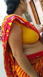 Hot aunties and side boobs