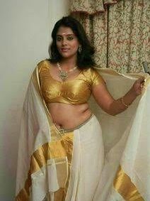Hot aunties and side boobs