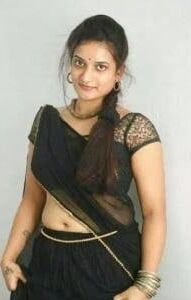 Hot aunties and side boobs