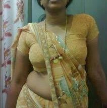 Hot aunties and side boobs