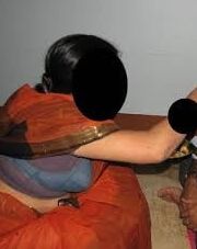Side boobs in saree
