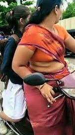 Side boobs in saree