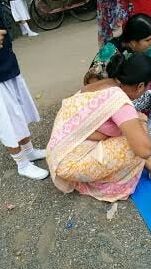 Side boobs in saree