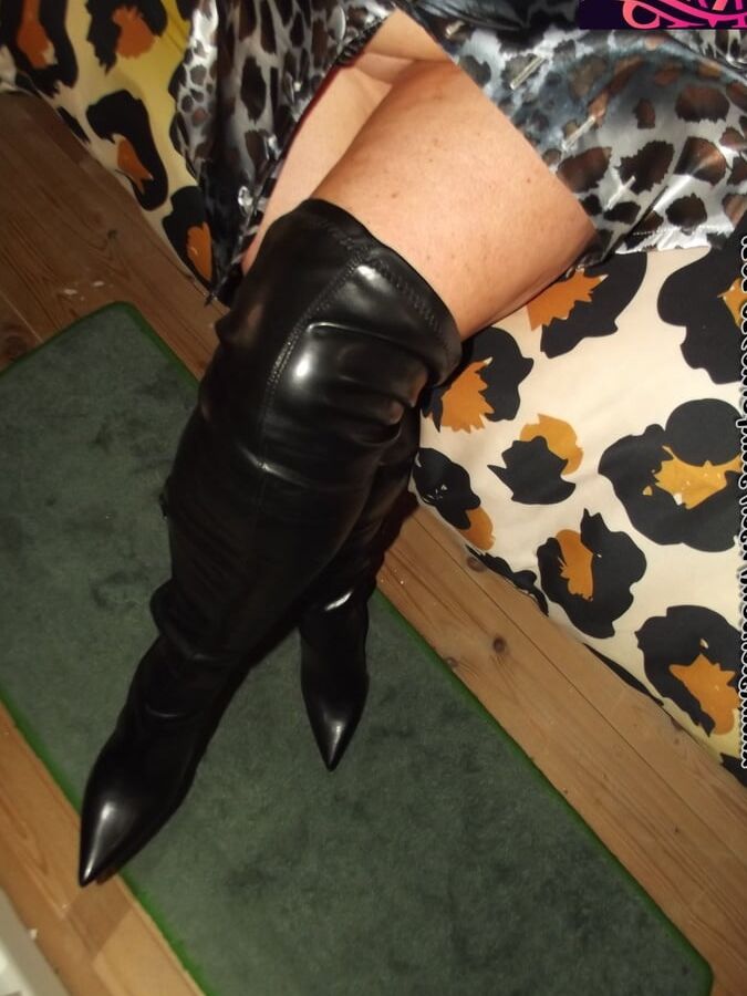 WHORE RELAXING