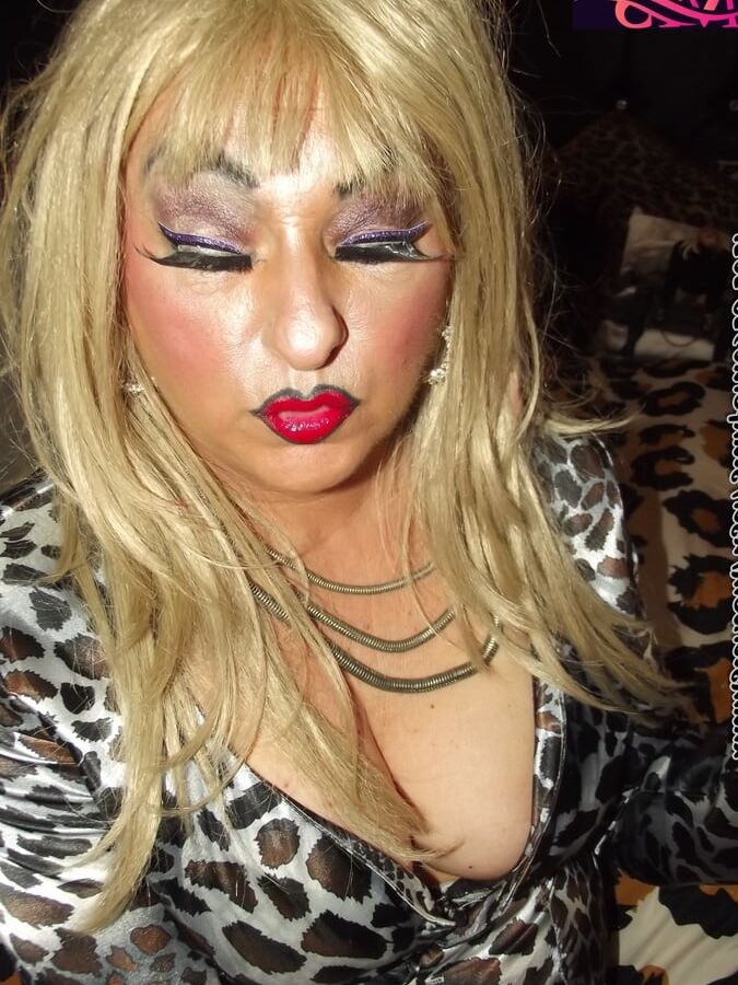 WHORE RELAXING