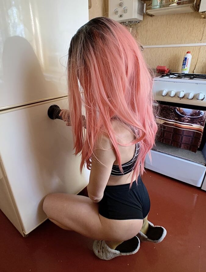 Fucked herself in the kitchen