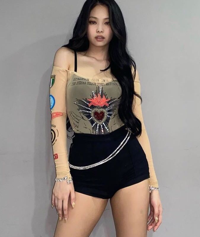 Blackpink jennie kim cummables