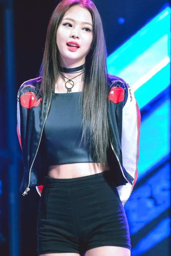 Blackpink jennie kim cummables
