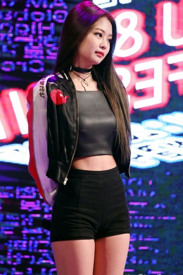 Blackpink jennie kim cummables