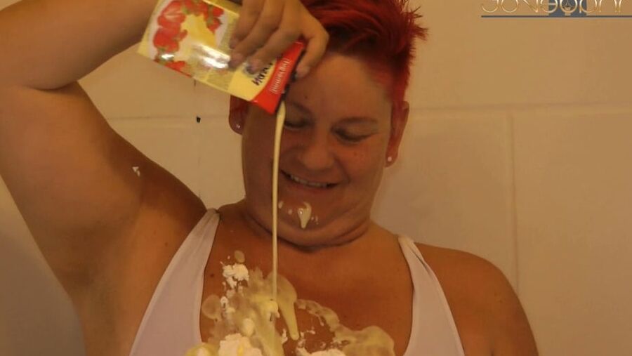 FETISH - Anna as a dessert