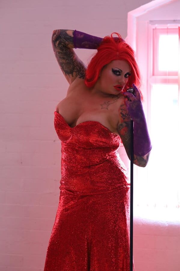 JESSICA RABBIT GETS SLUTTY