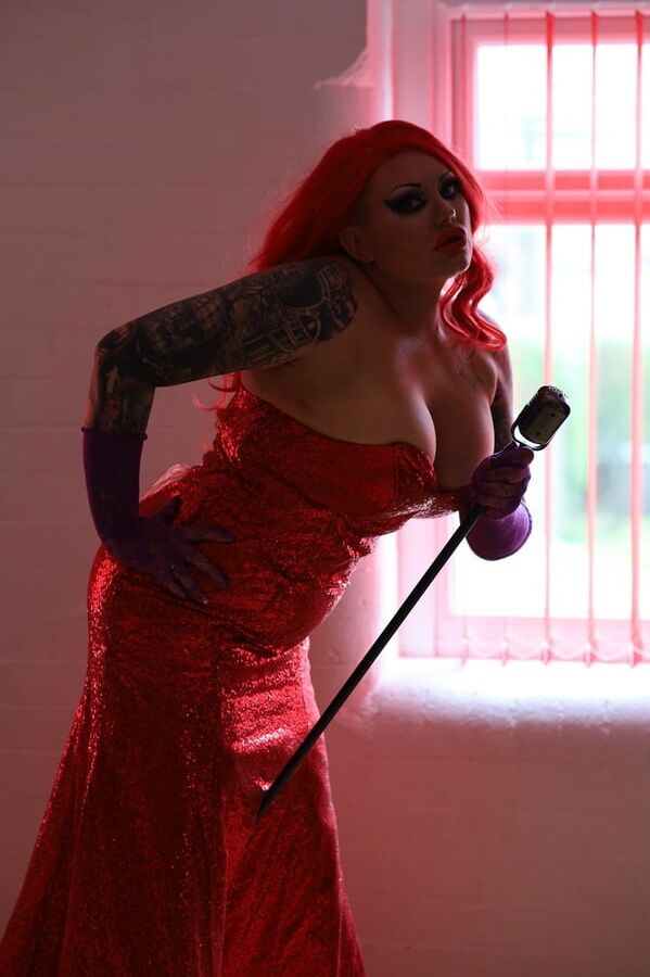 JESSICA RABBIT GETS SLUTTY