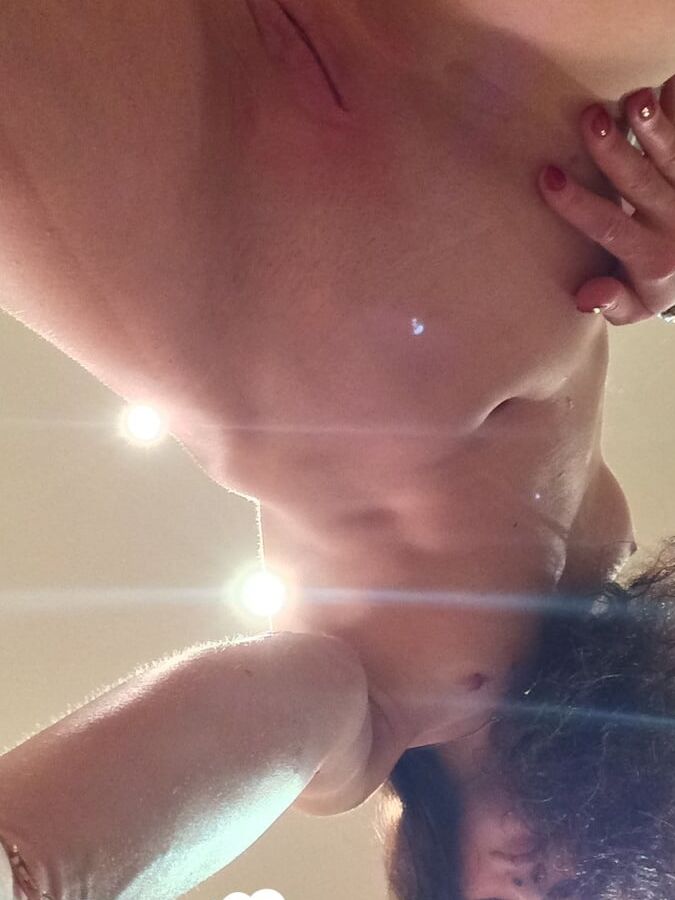 Local cutie sent me these hot pics