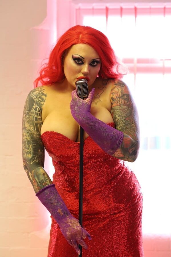 JESSICA RABBIT GETS SLUTTY