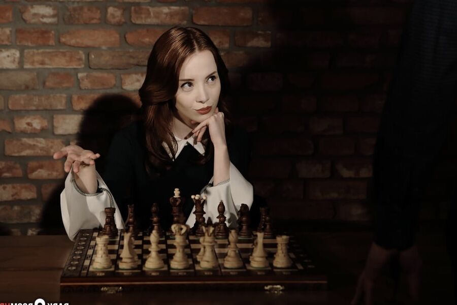 'Checkmate, bitch!' with gorgeous girl Lottie Magne