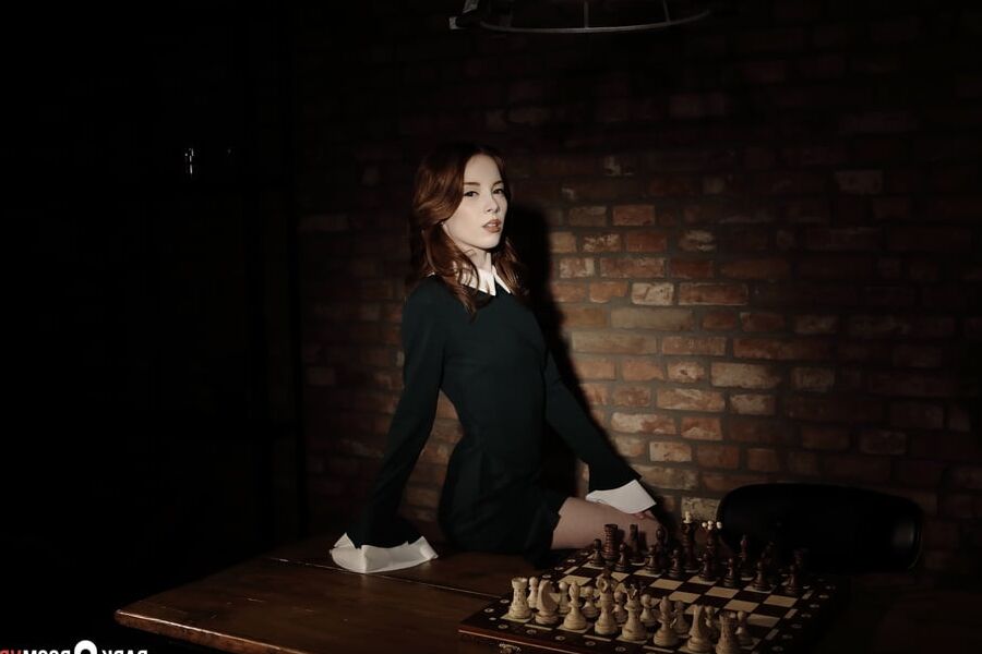 'Checkmate, bitch!' with gorgeous girl Lottie Magne