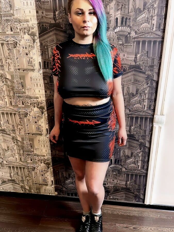 VIOLETTADEE EROTIC PHOTOS - MINDBREAKER