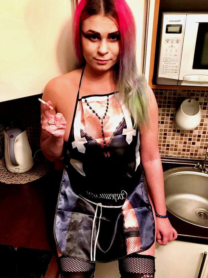 VIOLETTADEE EROTIC PHOTOS - MINDBREAKER