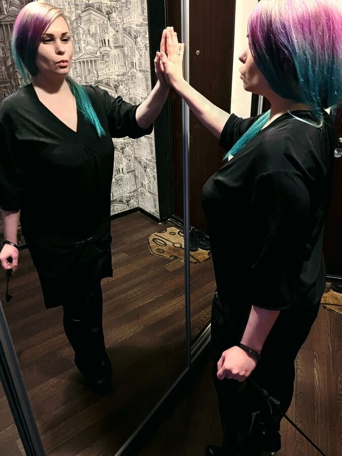 MISTRESS VIOLETTADEE - MINDBREAKERS